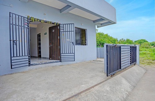 Hingana House | Deluxe V7 Inn Service Apartment