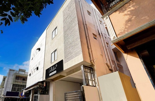 Ambattur House | Deluxe Vinayak Residency Patravakam Inn