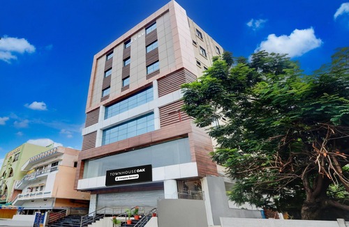 Warangal House | Deluxe Vishnu Grand Premium Rooms