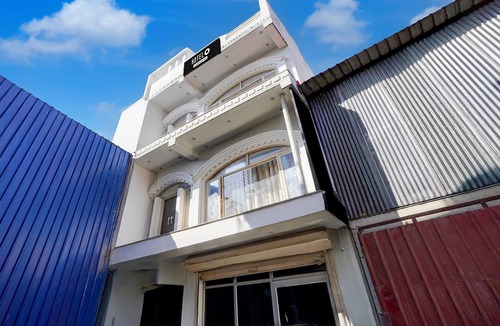 Dehradun House | Deluxe Vista Express Homestay