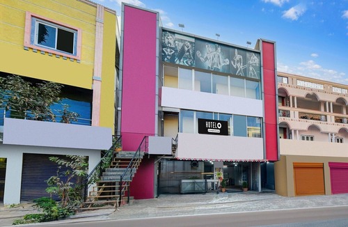 Hyderabad House | Deluxe with Twin Bed Neredmet Road
