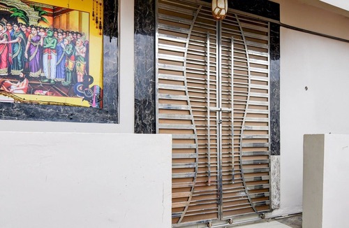 Srikakulam House | Deluxe With Twin Bed Harika Inn