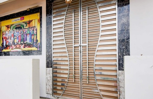 Srikakulam House | Deluxe With Twin Bed Harika Inn