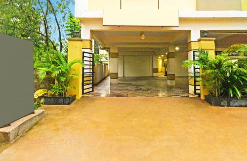 Kondapur House | Deluxe With Twin Bed Rrr Inn