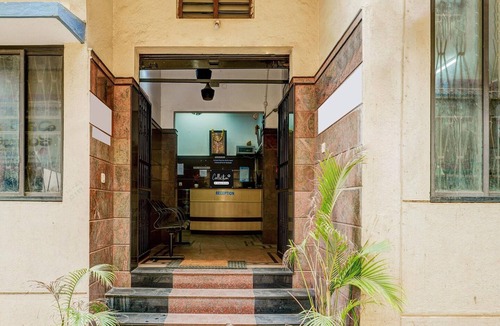 Yeshwanthpur House | Deluxe With Twin Bed Sundar Nivas