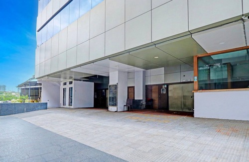 Nagpur House | Deluxe with Twin BedHotel Zero Mile Sitabuldi
