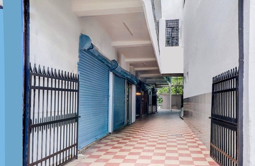 Bullawala House | DeluxeBhagwan Guest House