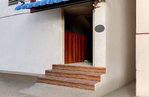 Perumbakkam House | Deluxedap Service Apartment