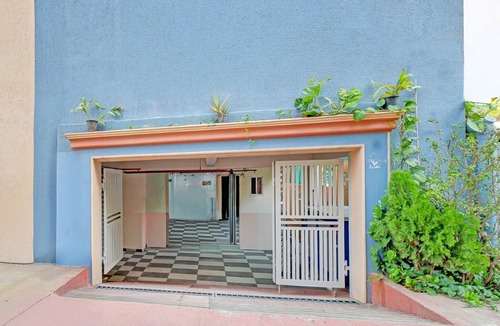 Kondapur House | DeluxeDunes inn