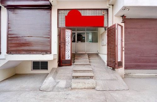 Alwar House | DeluxeHotel O Railway station road