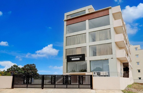 Bengaluru House | DeluxeMaralkunte near Shree Kateramma Temple