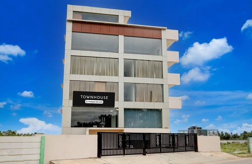 Bengaluru House | Deluxemaralkunte Near Shree Kateramma Temple