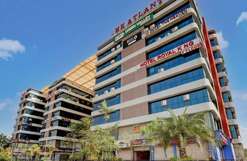 Ahmedabad House | Deluxenana Chiloda Near Airport
