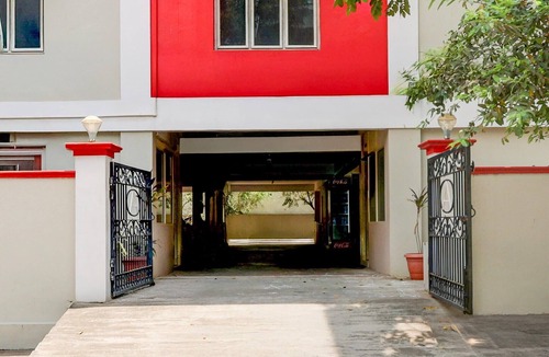 Kakinada House | DeluxeStay Inn Luxury Service Apartments