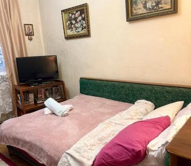 Tirgu Jiu Apartment | Descultu House
