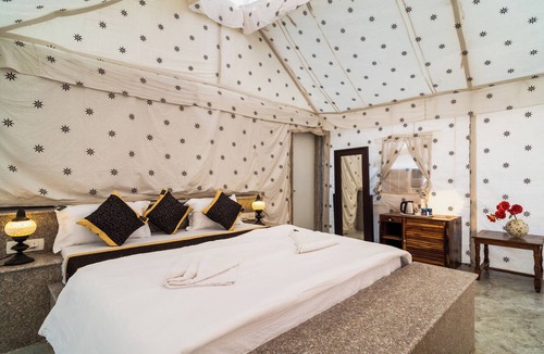 Jaisalmer Hotel | Desert Dhora Luxury Resort Jaisalmer