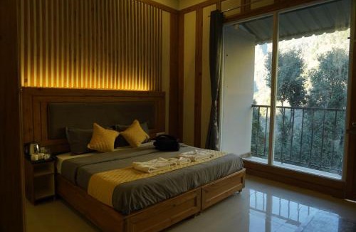 Gobind Dham Hotel | Deva's Retreat