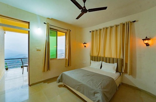 Mahabaleshwar House | Devanand Villa 5BHK Mahabaleshwar
