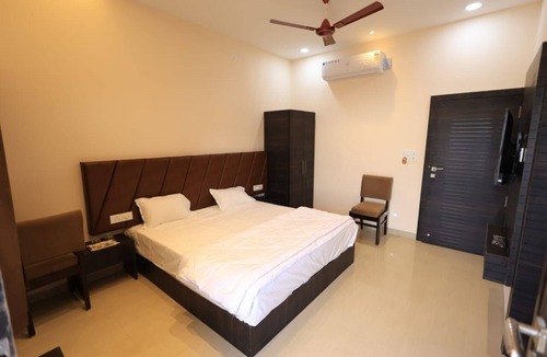 Ujjain House | Devlok Homestay