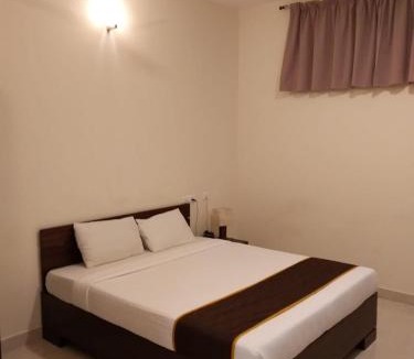 Kalapettai House | Dhanaram AC Rooms Near Panchavati Anjaneya Temple and Auroville