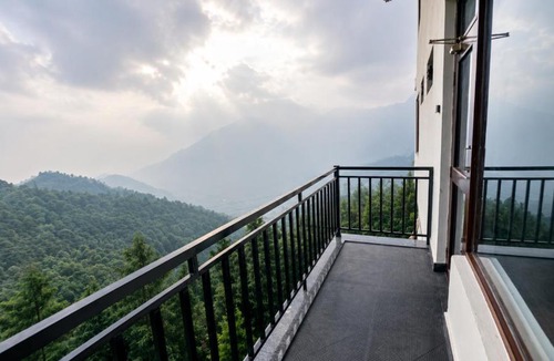 Chakrata Hotel | Dharamshila Retreat