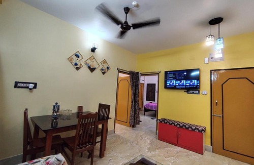 Kolkata Apartment | Diamond Suite, South Calcutta - AC 2BHK with private gym