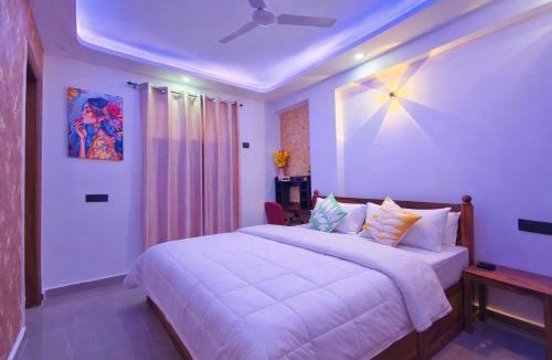 Chhatarpur Apartment | Divisha Home Stay- 2BHK Modern Luxury Apartment in South Delhi