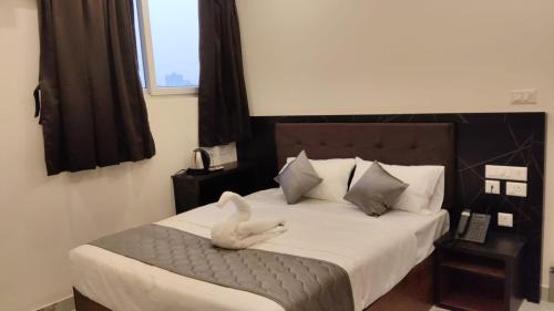Thiruvananthapuram Hotel | DJ Imperial Suites