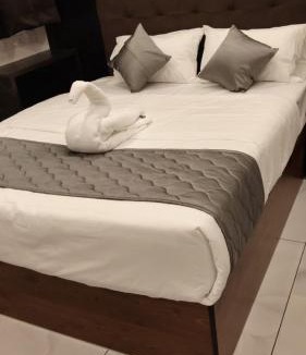 Thiruvananthapuram Hotel | DJ Imperial Suites