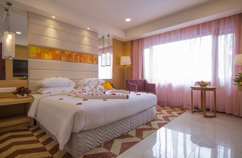 Dabagardens Hotel | Dolphin Hotel