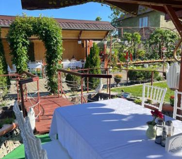 Slimnic Hotel | Domeniul La Mosie