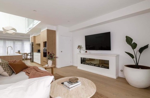 Katoomba Villa | Dora Modern Retreat Walkable to Town