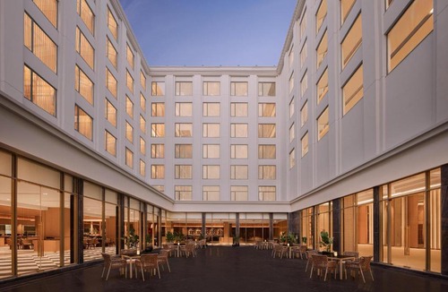 Devanahalli Hotel | DoubleTree By Hilton Bengaluru Airport
