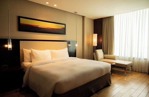 Pimpri - Chinchwad Hotel | Doubletree By Hilton Pune - Chinchwad