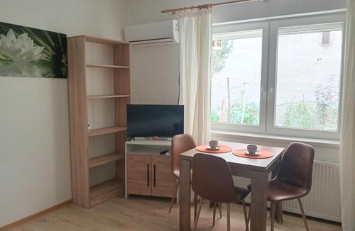 Arad Apartment | Downtown Crib