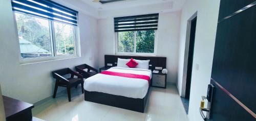 Anachal Hotel | Dream Castle