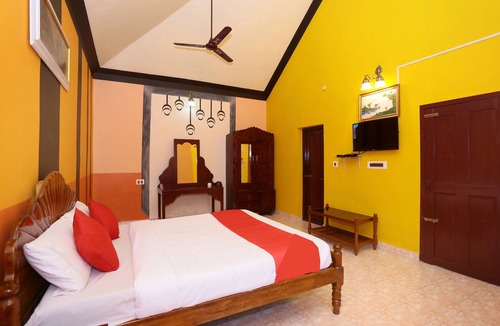 Elappara Hotel | Dream Land Hill Residency