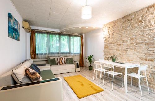 Drumul Taberei Apartment | Drumul Taberei Haven - Cozy Retreat