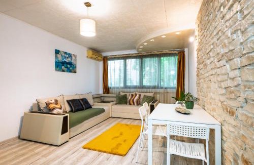 Drumul Taberei Apartment | Drumul Taberei Haven - Cozy Retreat