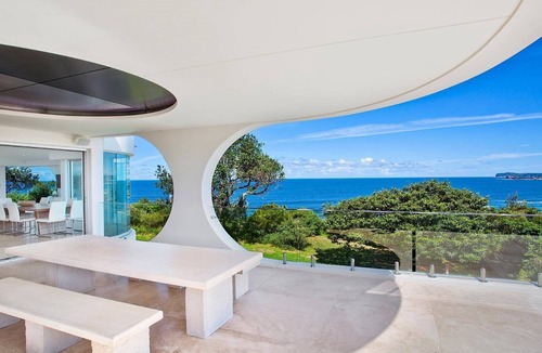 Forresters Beach House | DUNDERAVE - BEACHFRONT LUXURY
