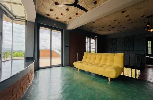 Hosur Hotel | Dyavaaprthivi