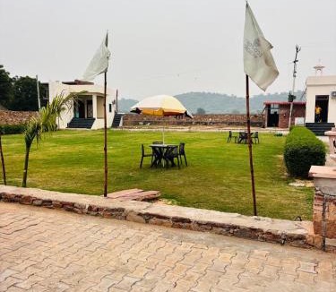 Mahwah Hotel | Eco Fort Hotel and Resort