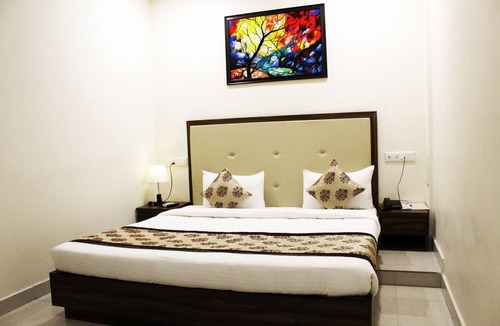 Jamnagar Hotel | Eco Inn Hotel