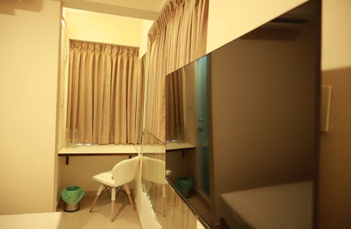 Kochi Cabin | EcoValue Kochi - 200 meters from Kerala High Court