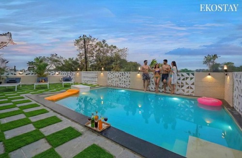 Alibaug Villa | EKOSTAY - Alpine Villa