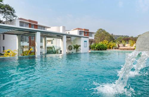 Nerul Apartment | El Arbol by The Blue Kite with Rooftop Pool, Kitchen, Wifi, Security,10 Mins to Candolim Beach & 5 mins to Casino