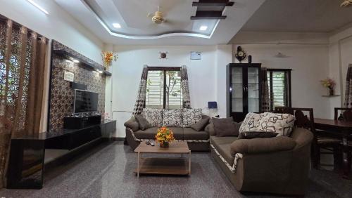 Medchal Villa | Elara by Guestly Premium Vintage Villa Sanikpuri