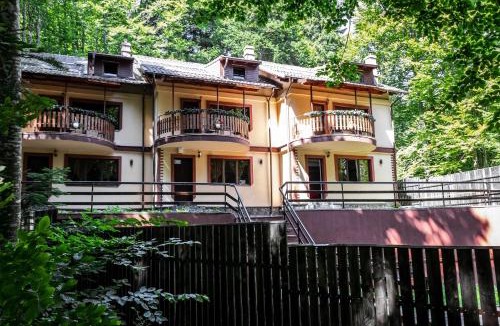 Sinaia Ski Chalet | Elatos Luxury Villas Erato