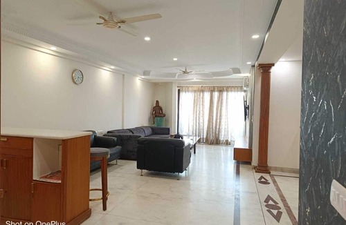 New Delhi Apartment | Elegancy at it's Best-Stunning 3 BHK Apt in Connaught Place