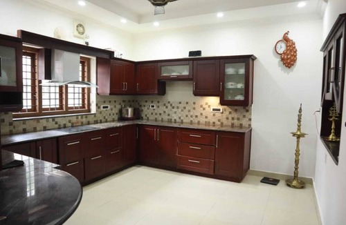Changanacherry House | Elegant 5BHK Villa with Private Pool & Beautiful Landscaped Garden